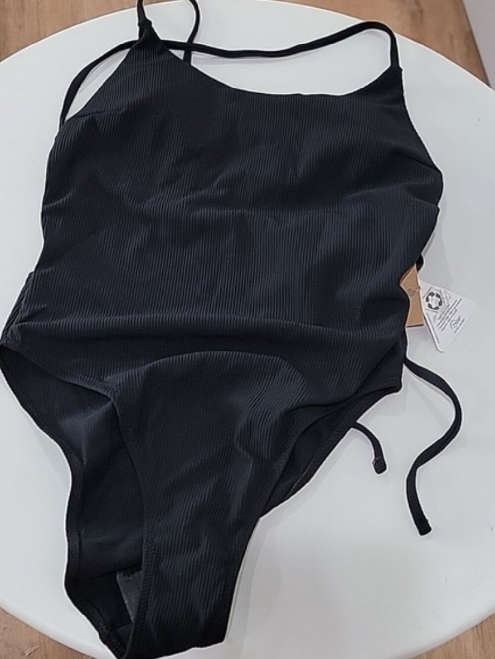 Berlook Backless Ribbed Swimsuit - Picture 2 of 6